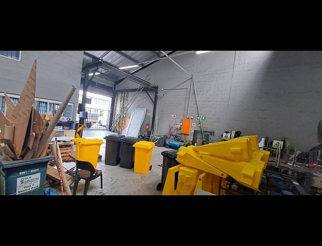 260M² MINI FACTORY FOR SALE IN UMGENI BUSINESS PARK